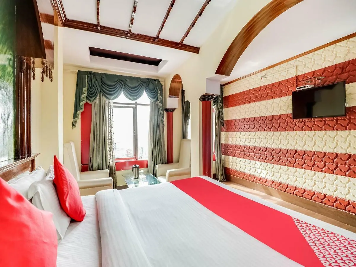 Oyo 3361 Hotel Kapital Shimla 3*,  India